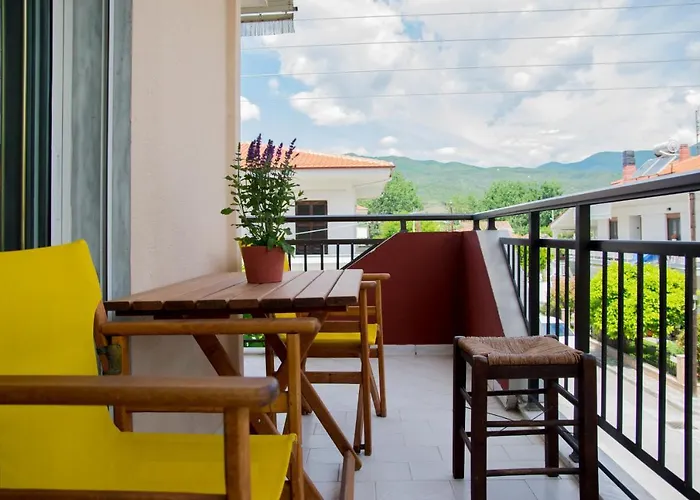 Xenia Palace Luxury Aparthotel 3*