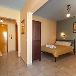 Xenia Palace Luxury Hotel de apartamente Vrasná