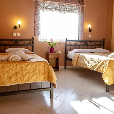 Xenia Palace Luxury 3*
