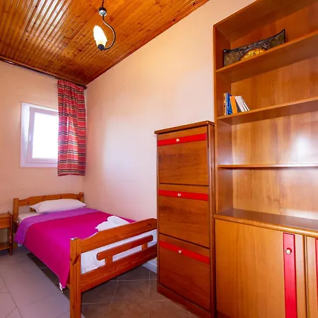 Xenia Palace Luxury Vrasná