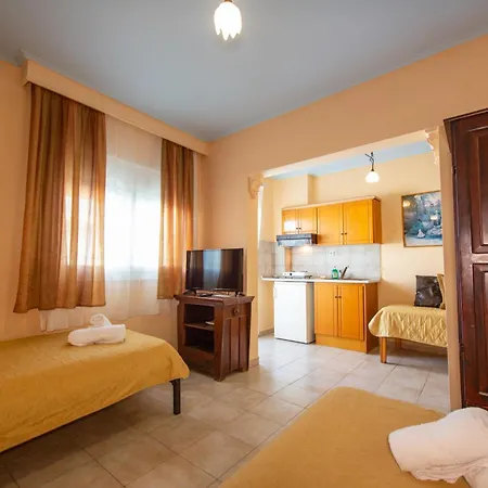 Xenia Palace Luxury Apartmanhotel 3*